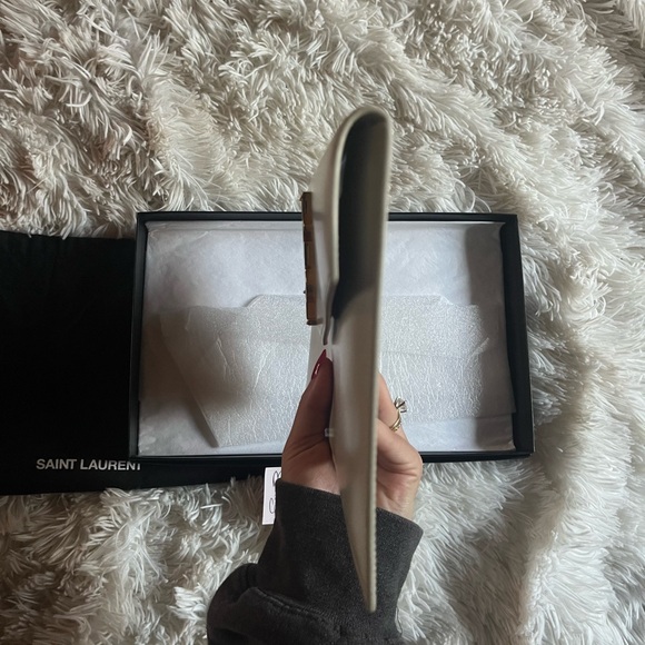 YSL Uptown Clutch in Crema Soft - Picture 6 of 11